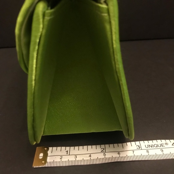 Lime Green Evening Purse - Picture 9 of 9